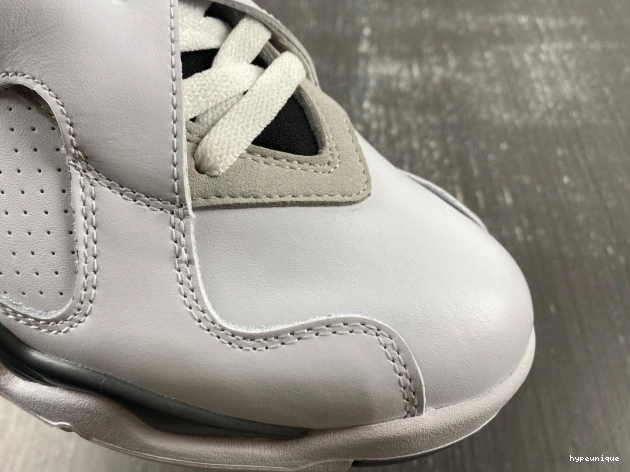 HYPE Jordan Bugs Bunny (2013) Retro 305381-103 Air 8 0813